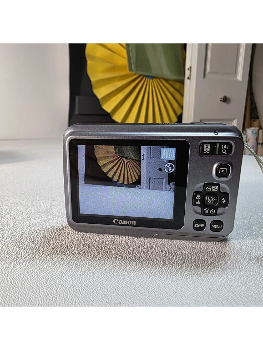 Canon PowerShot A490 10.0MP Digital Camera Silver 2.5